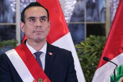 Congreso de Perú destituye a José Jerí antes de elecciones