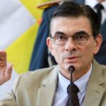 Rodrigo Paz enfrenta deuda y polémica por medidas económicas en Bolivia