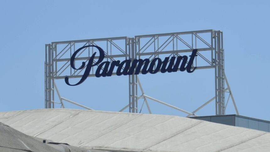 Paramount invertirá 30,000 mdd tras compra de Warner Bros