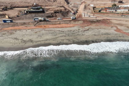 Pescadores demandan a Minera Escondida por derrame en Antofagasta