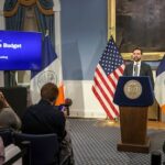 Nueva York logra presupuesto equilibrado tras crisis fiscal