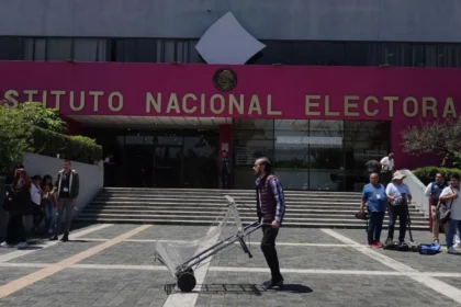 INE autoriza home office en CDMX por Mundial de Futbol 2026