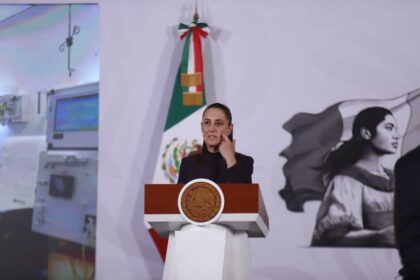 Sheinbaum protege ecosistema de Mahahual ante proyecto turístico