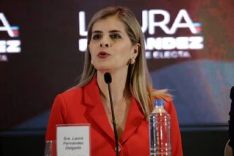 Costa Rica regularizará a solicitantes de refugio en espera