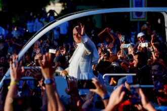 Papa Francisco llama a la unidad y rechaza la ultraderecha en España