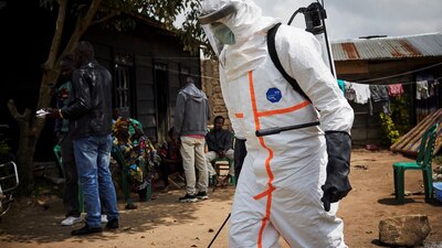 OMS alerta sobre grave brote de ébola en África y posible crisis