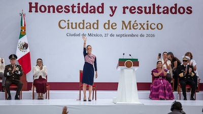 Sheinbaum defiende soberanía y rechaza injerencias en el Zócalo