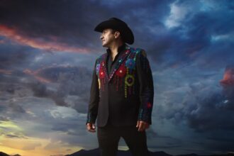 Julión Álvarez lanza EP que rinde homenaje al mariachi