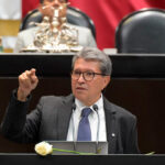 Monreal presenta iniciativa para regular el cabildeo en el Congreso
